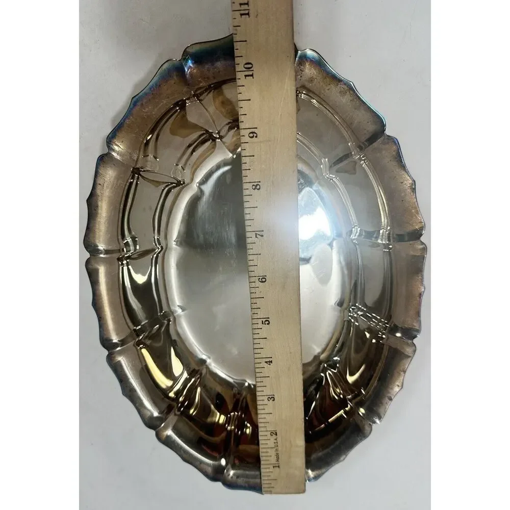 Vintage Silverplate Serving Tray Oval shape 10”x7”‎